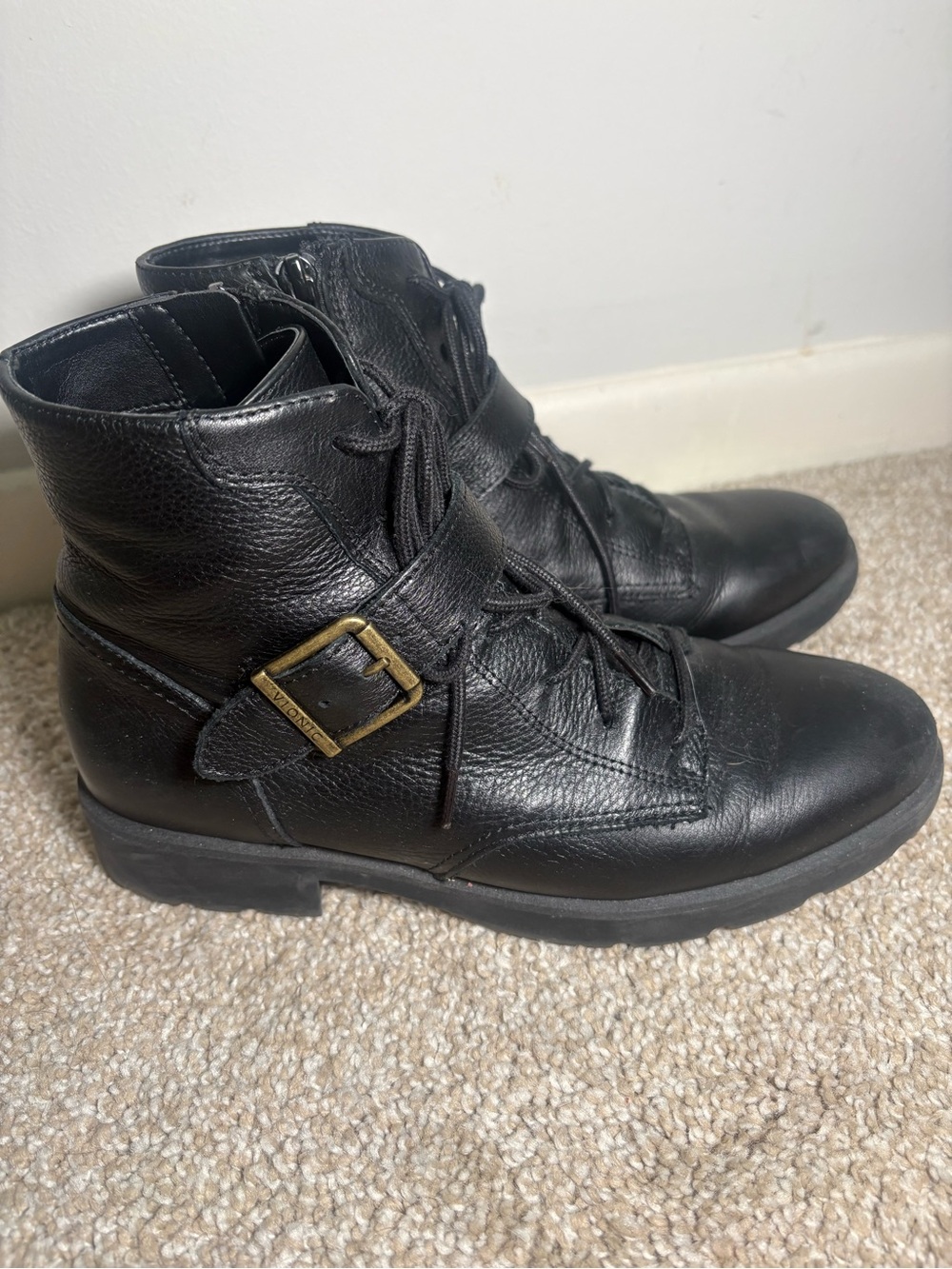 Vionic Catina Lace-Up Boots Black Leather Size 8 Buckle Detail Arch Support
